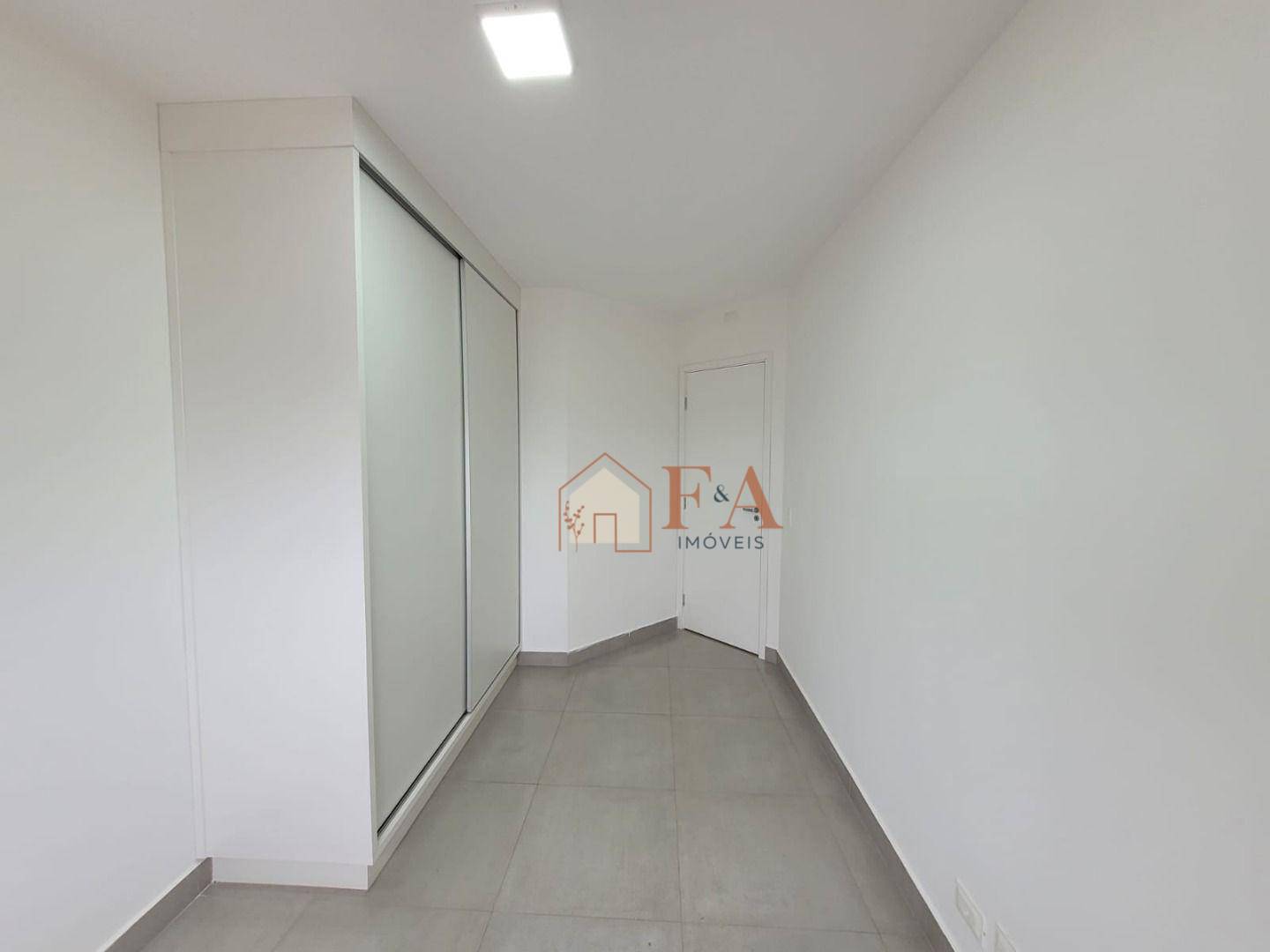 Apartamento à venda com 2 quartos, 66m² - Foto 15