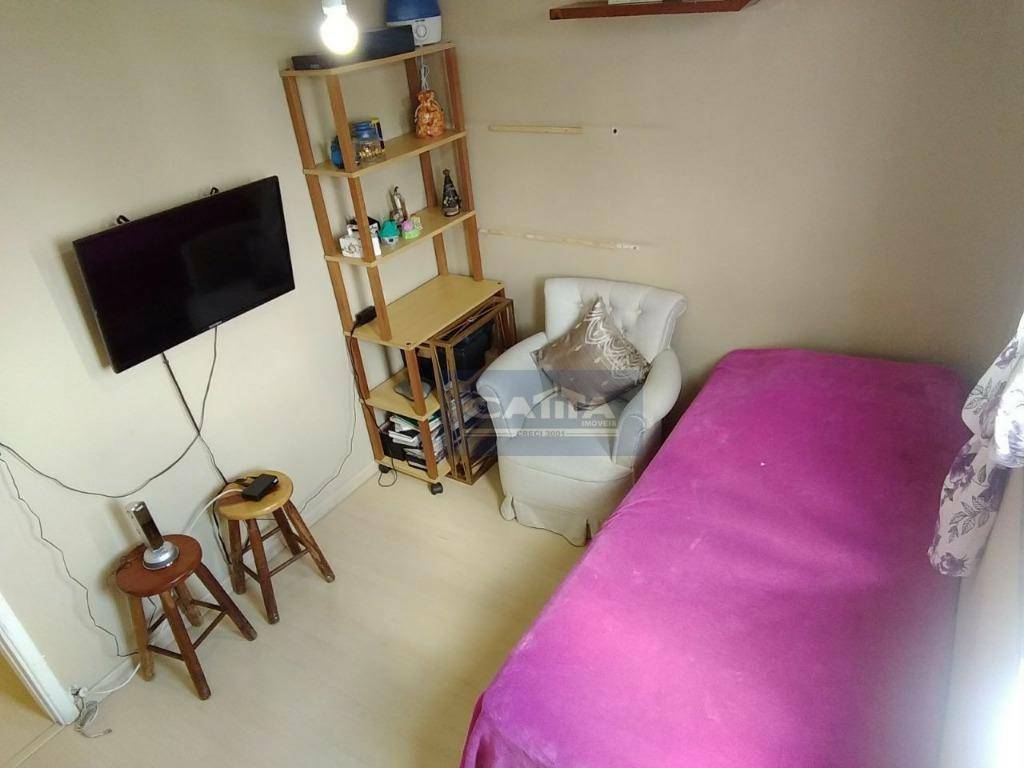 Apartamento à venda com 2 quartos, 52m² - Foto 11