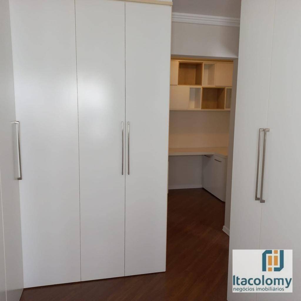 Apartamento à venda com 3 quartos, 123m² - Foto 11