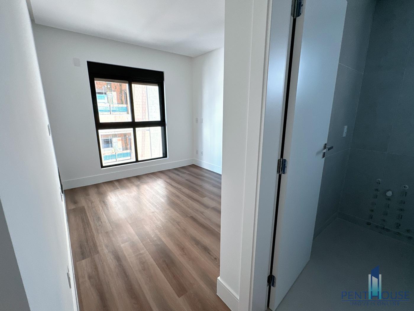 Apartamento à venda com 4 quartos, 154m² - Foto 10