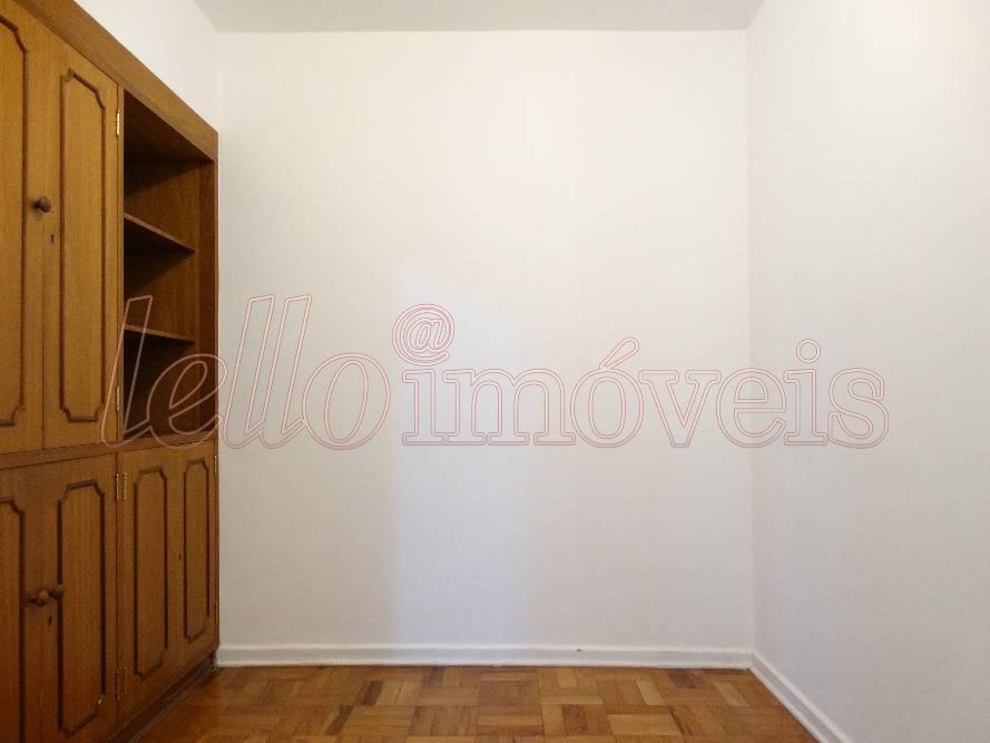 Apartamento para alugar com 2 quartos, 135m² - Foto 7