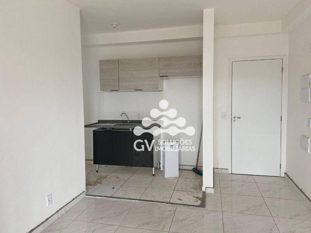 Apartamento à venda com 2 quartos, 60m² - Foto 16