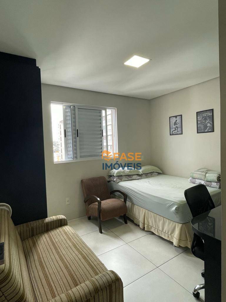 Apartamento à venda com 3 quartos, 95m² - Foto 10