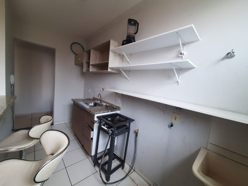 Apartamento para alugar com 2 quartos, 60m² - Foto 6