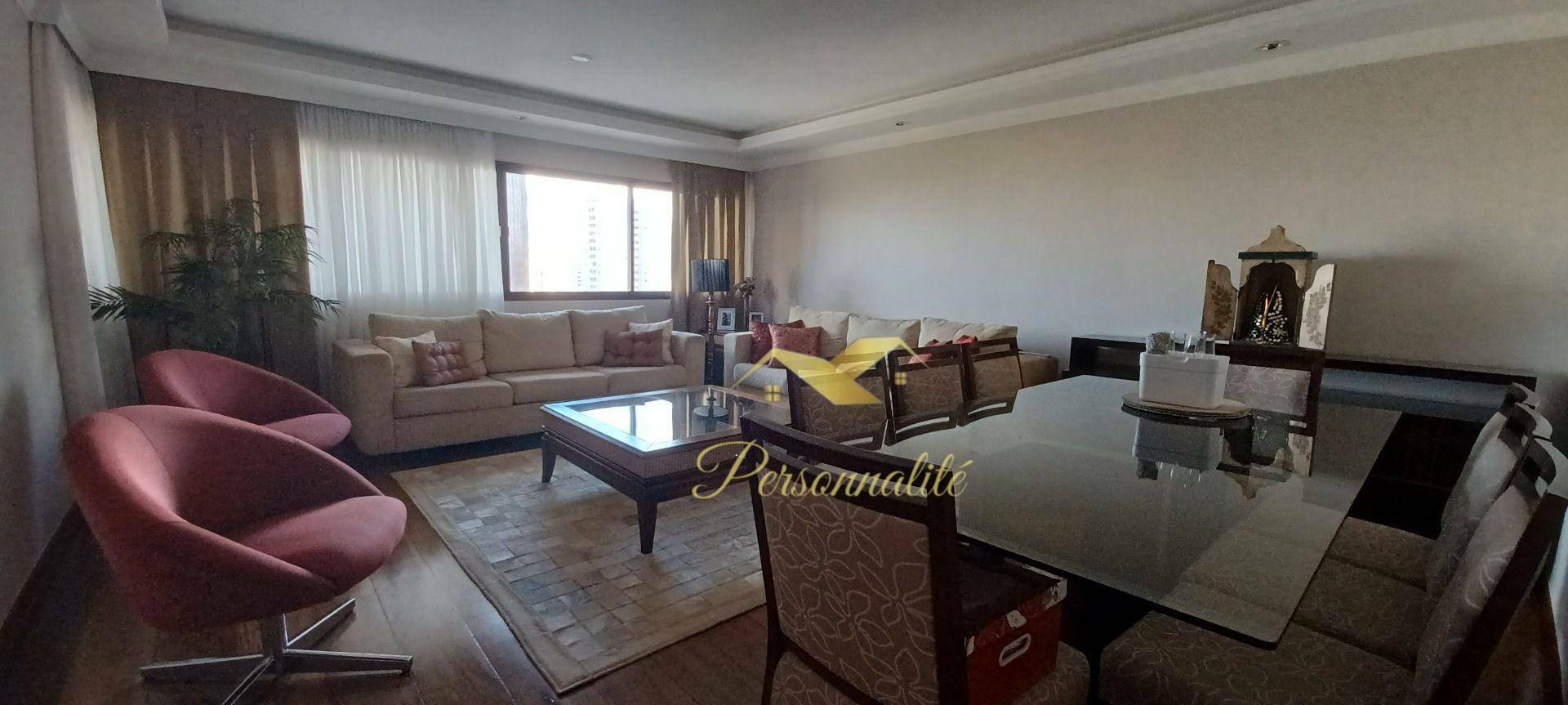 Apartamento à venda com 3 quartos, 228m² - Foto 2