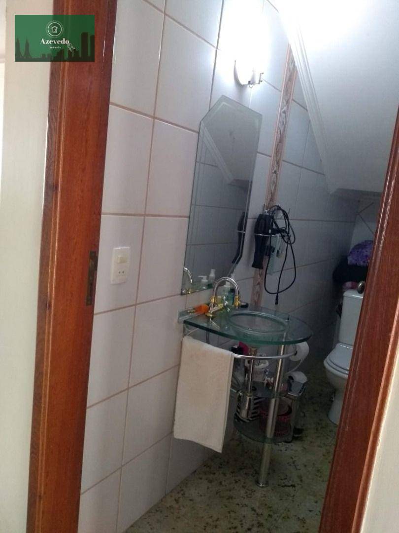 Sobrado à venda com 3 quartos, 305m² - Foto 2