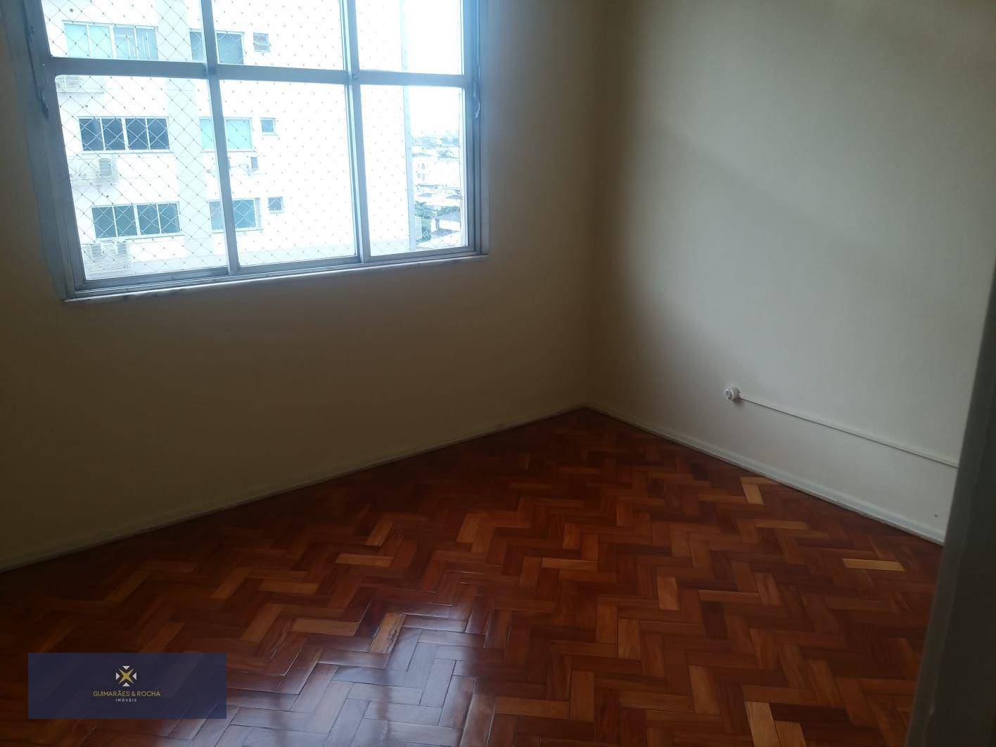 Apartamento para alugar com 3 quartos, 120m² - Foto 13