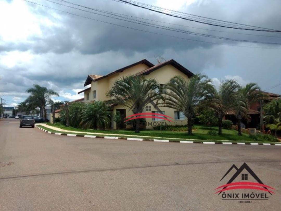 Casa de Condomínio à venda com 5 quartos, 380m² - Foto 2