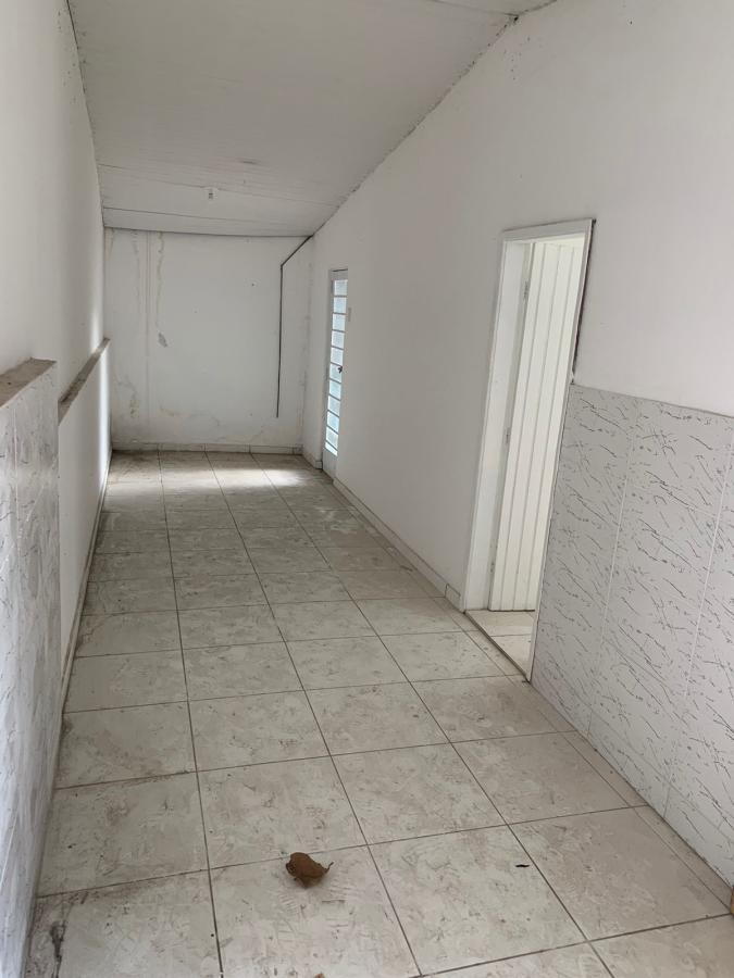 Casa à venda com 3 quartos, 200m² - Foto 14