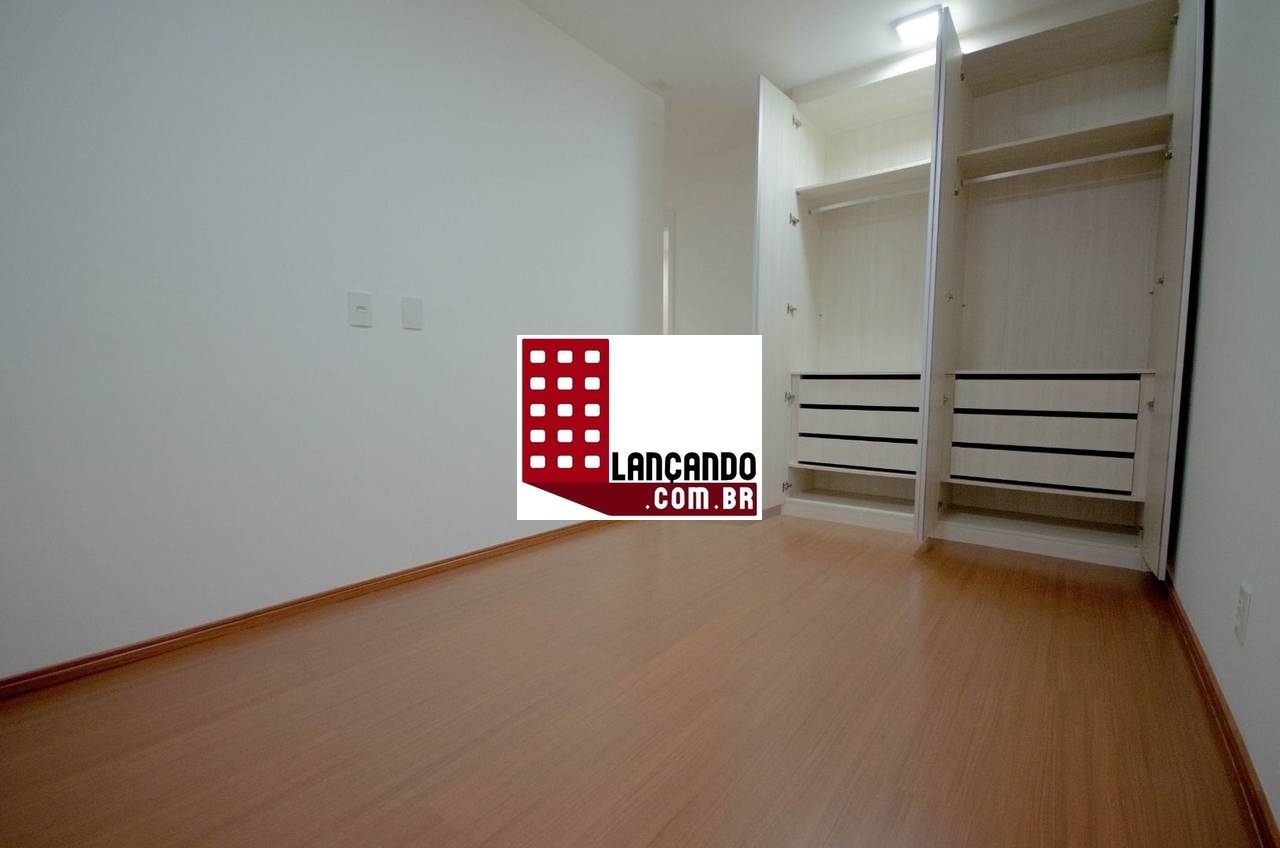 Apartamento à venda com 2 quartos, 67m² - Foto 15