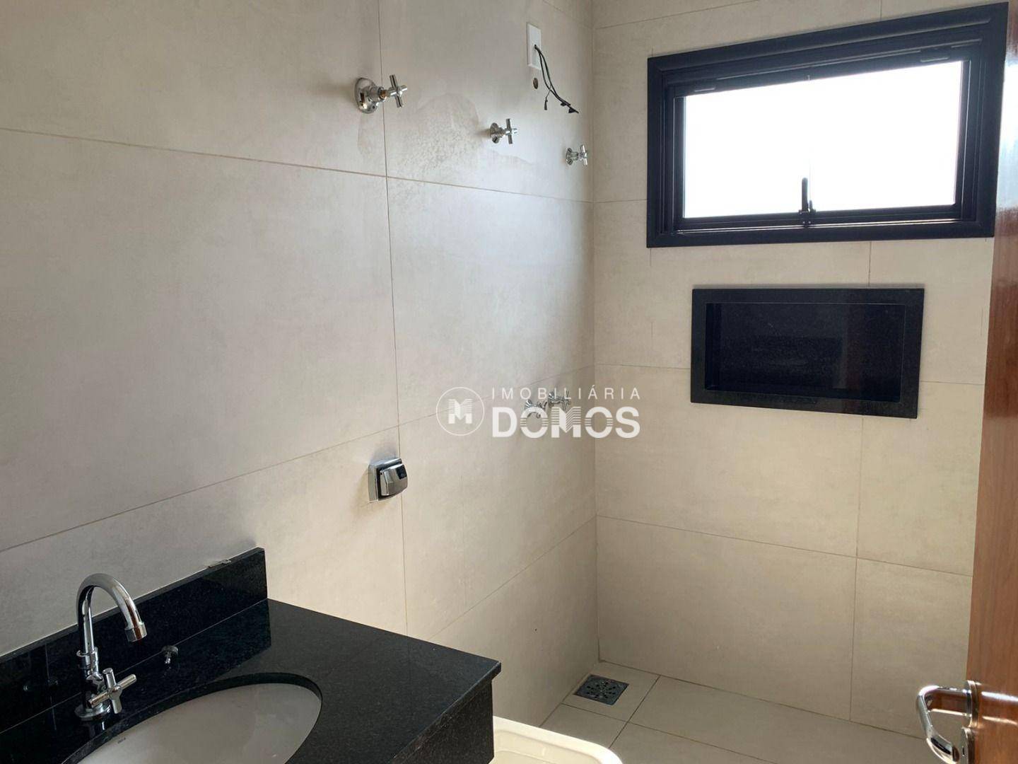 Casa de Condomínio à venda com 3 quartos, 160m² - Foto 2