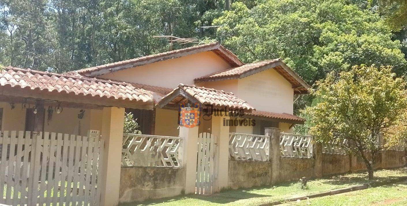 Chácara à venda com 2 quartos, 252m² - Foto 1