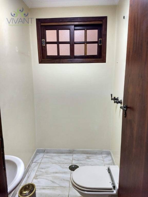 Sobrado para alugar com 3 quartos, 327m² - Foto 32