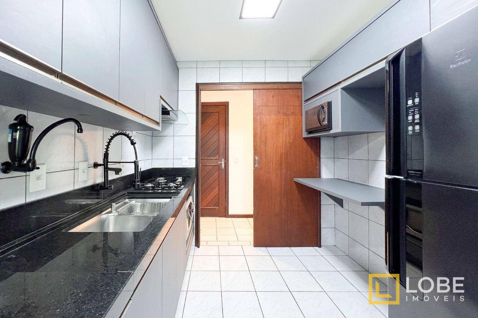 Apartamento à venda com 2 quartos, 71m² - Foto 6