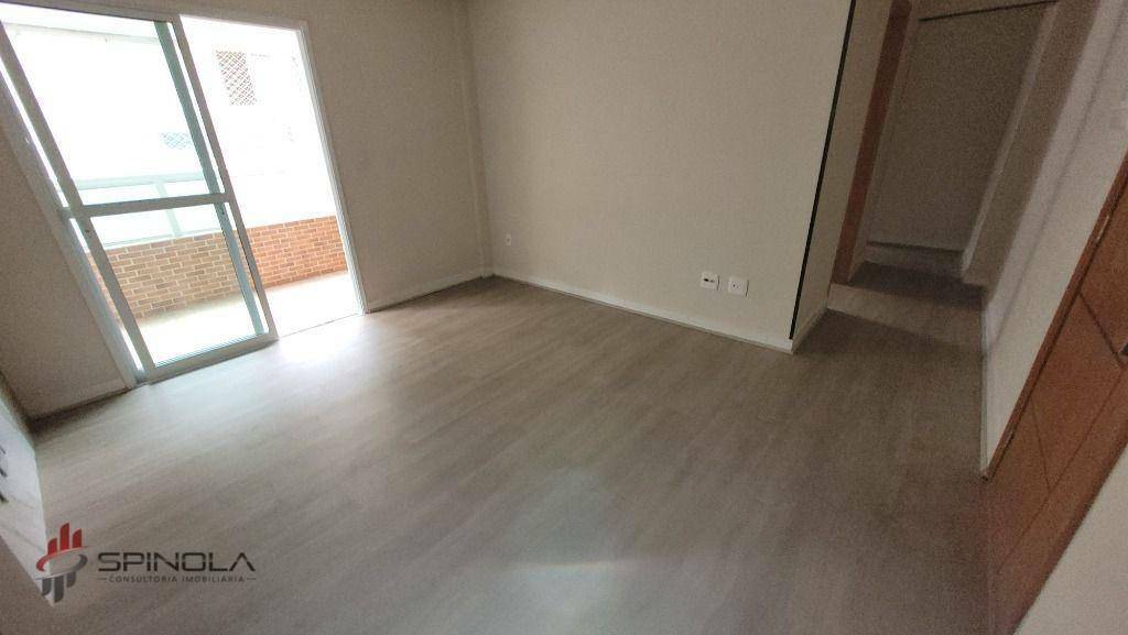 Apartamento à venda com 2 quartos, 61m² - Foto 2