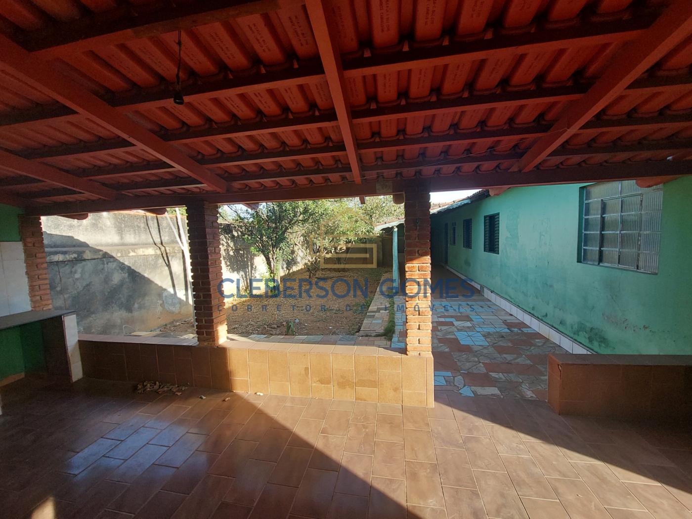 Casa à venda com 2 quartos, 360m² - Foto 22