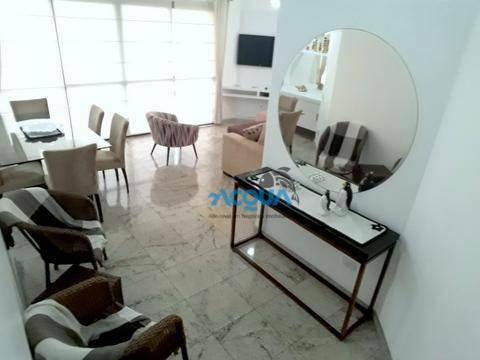 Apartamento à venda com 3 quartos, 128m² - Foto 2