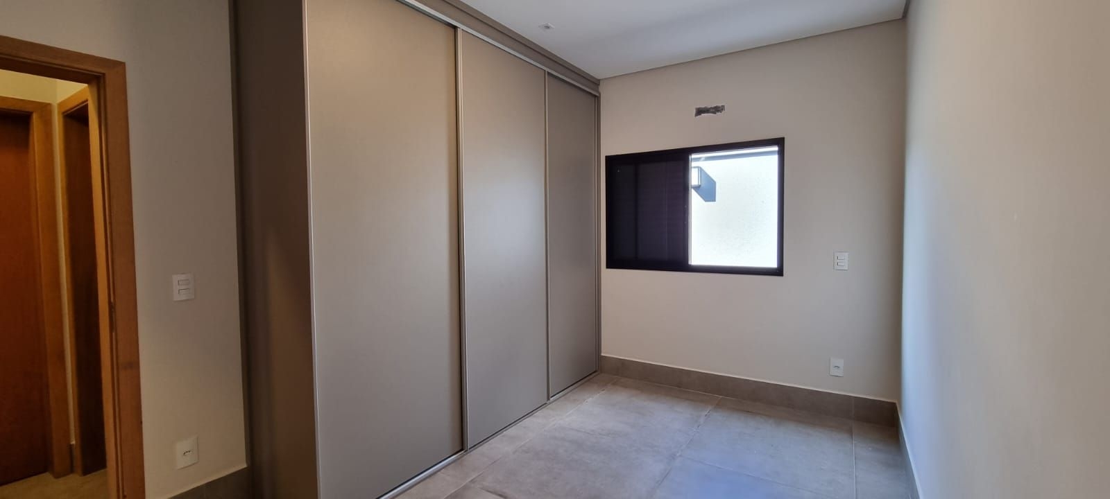 Casa à venda com 3 quartos, 224m² - Foto 5