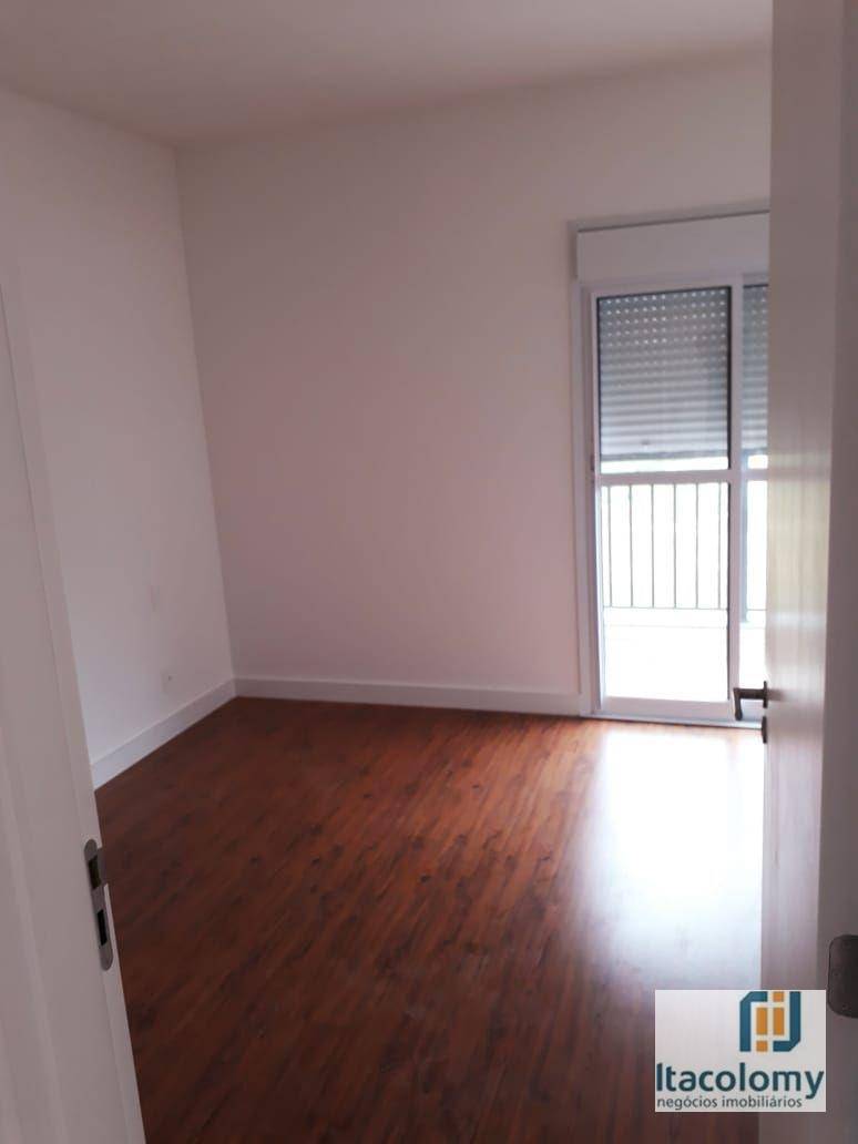 Apartamento à venda com 3 quartos, 73m² - Foto 3