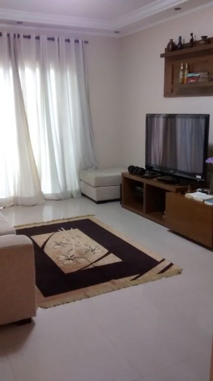 Apartamento à venda com 3 quartos, 110m² - Foto 2