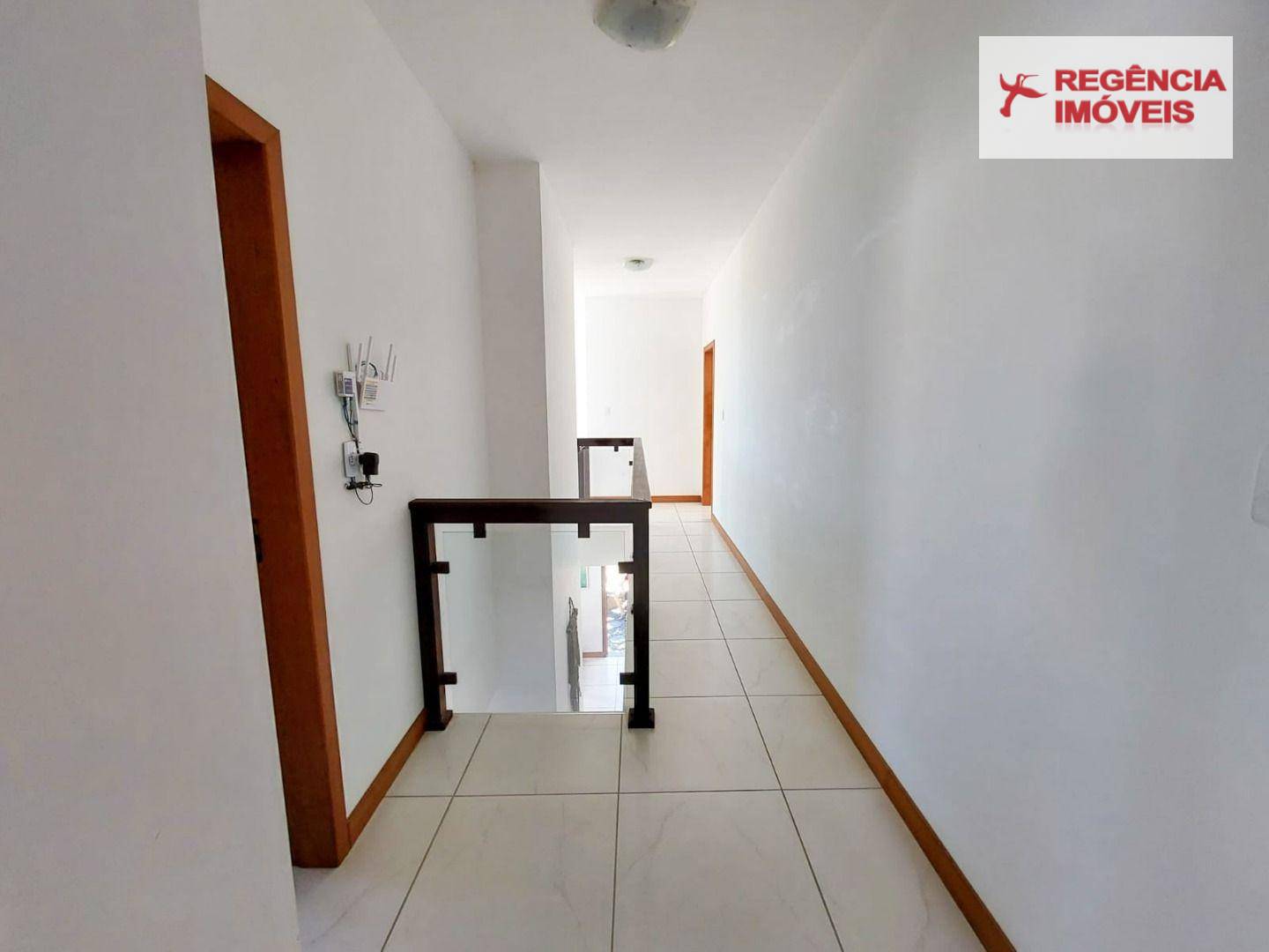 Casa à venda com 4 quartos, 270m² - Foto 8