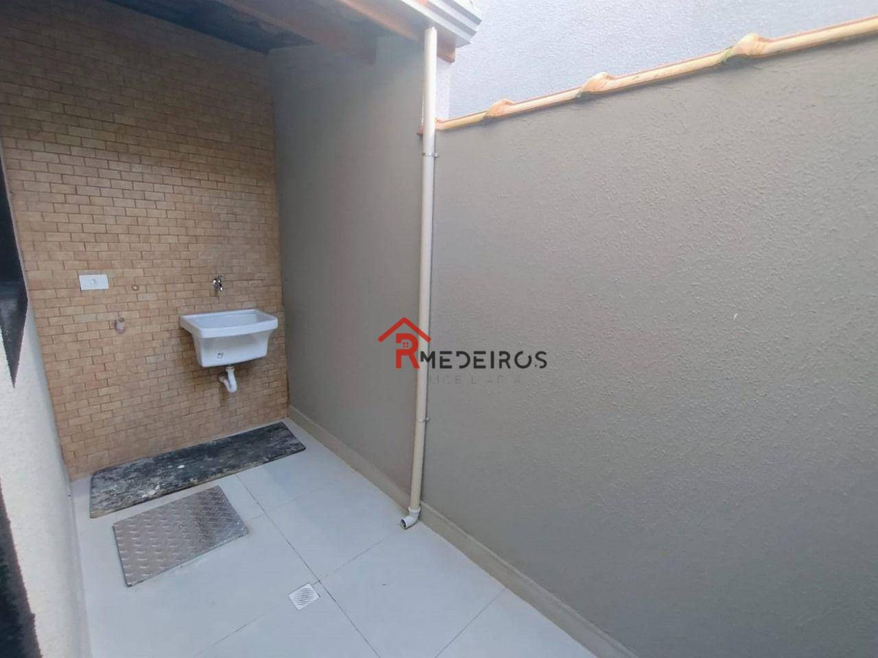 Casa à venda com 2 quartos, 51m² - Foto 6