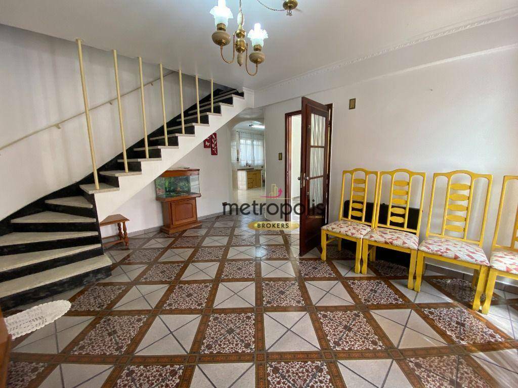 Sobrado à venda com 3 quartos, 200m² - Foto 3