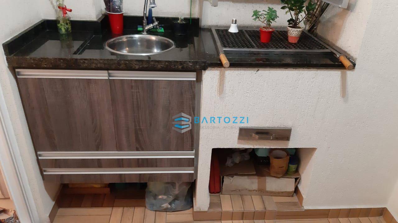 Apartamento à venda com 2 quartos, 74m² - Foto 11