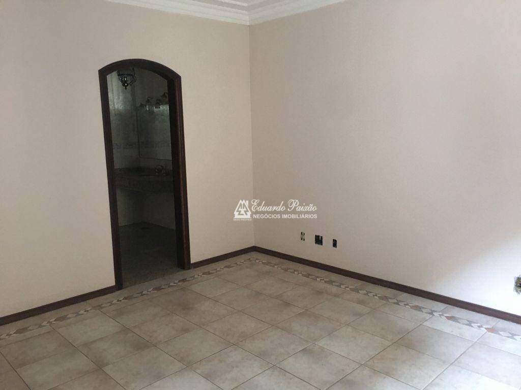 Sobrado à venda com 6 quartos, 550m² - Foto 20