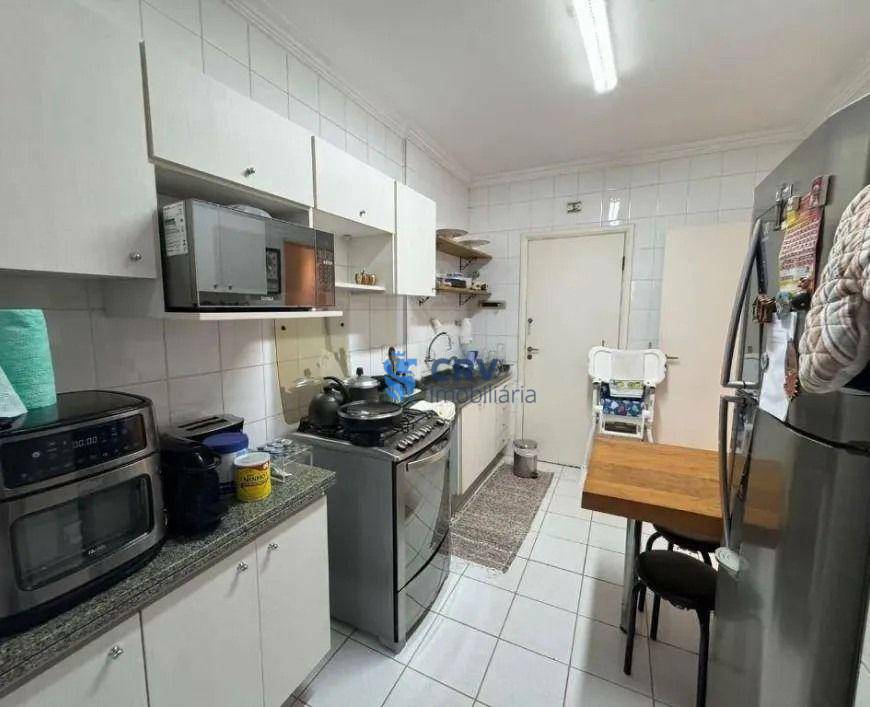 Apartamento à venda com 3 quartos, 96m² - Foto 7