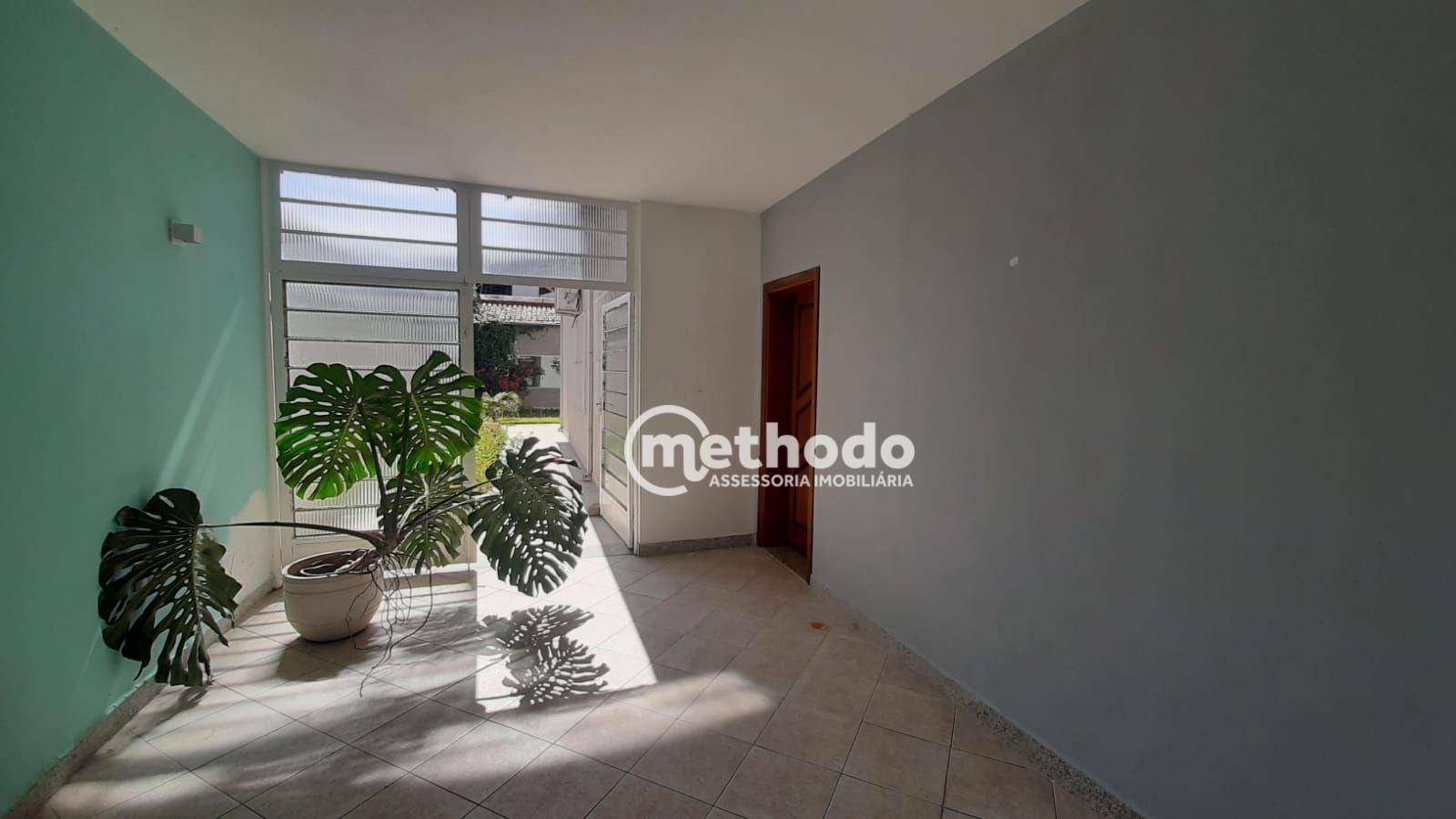 Casa à venda com 3 quartos, 200m² - Foto 8