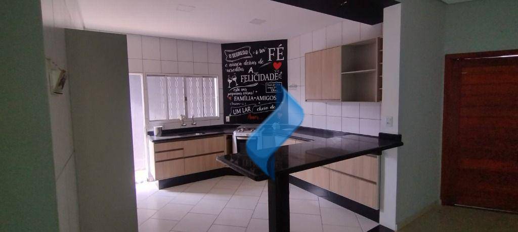 Casa à venda com 3 quartos, 150m² - Foto 25