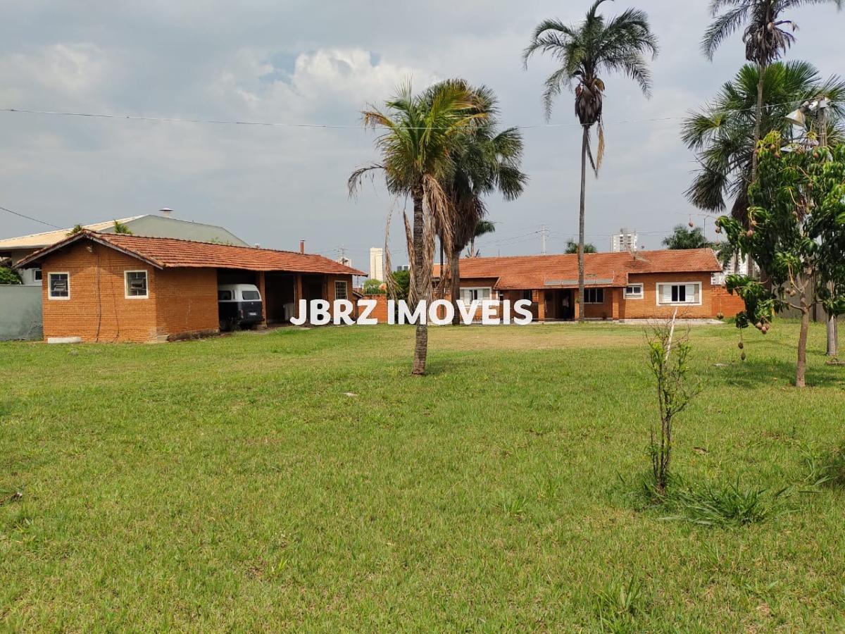 Fazenda à venda com 3 quartos, 400m² - Foto 1