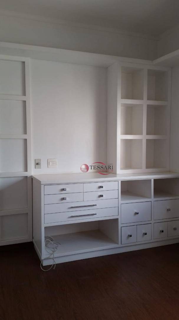 Apartamento para alugar com 3 quartos, 274m² - Foto 9