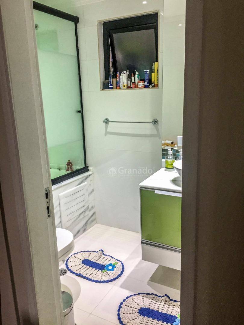 Apartamento à venda com 3 quartos, 82m² - Foto 4