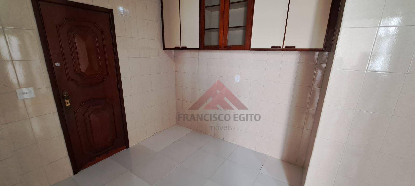 Apartamento para alugar com 2 quartos, 72m² - Foto 14