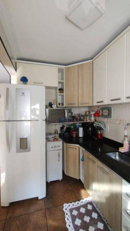 Apartamento à venda com 2 quartos, 57m² - Foto 3