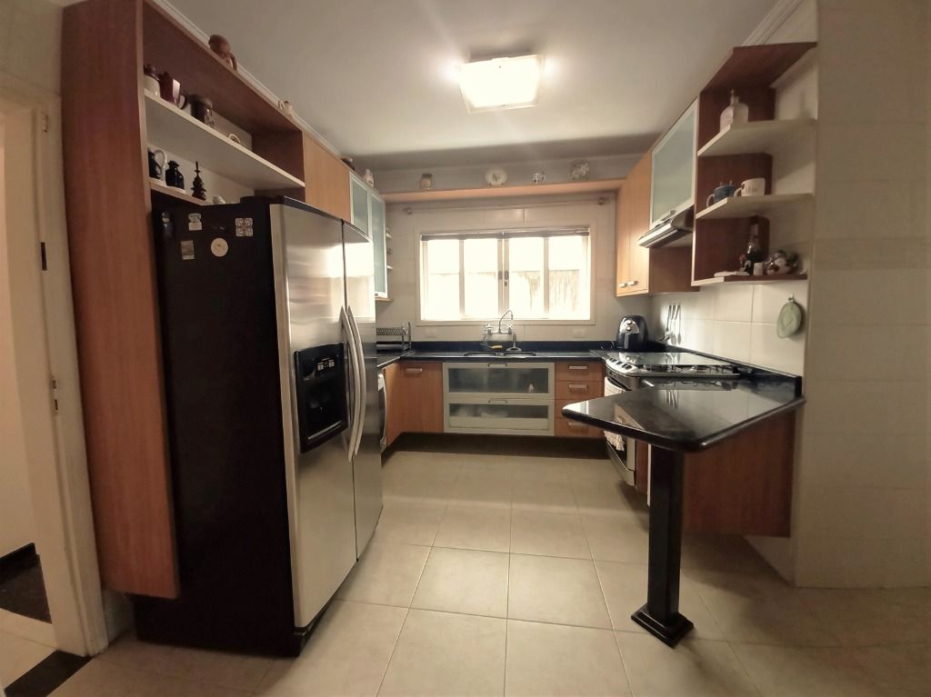 Casa de Condomínio à venda com 4 quartos, 650m² - Foto 11