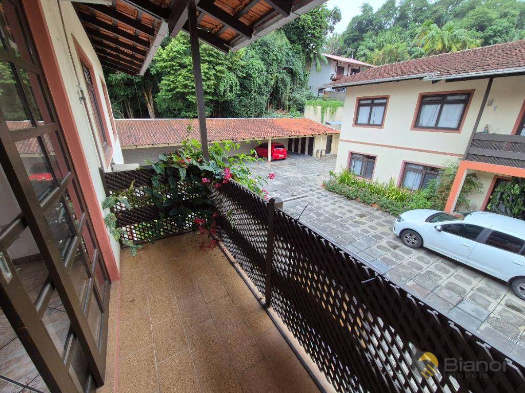 Apartamento para alugar com 3 quartos, 100m² - Foto 4