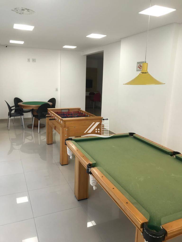 Apartamento à venda com 2 quartos, 63m² - Foto 4