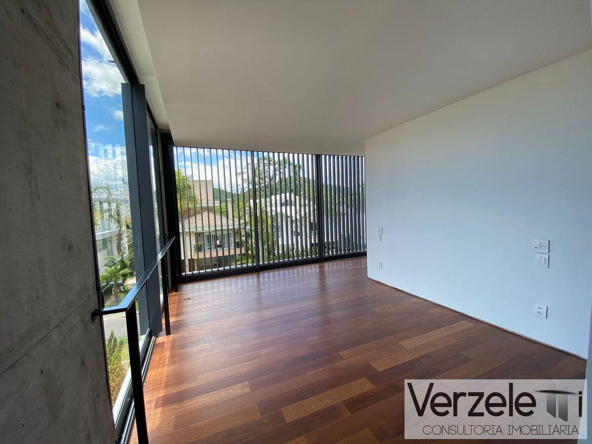 Casa de Condomínio à venda com 4 quartos, 680m² - Foto 52