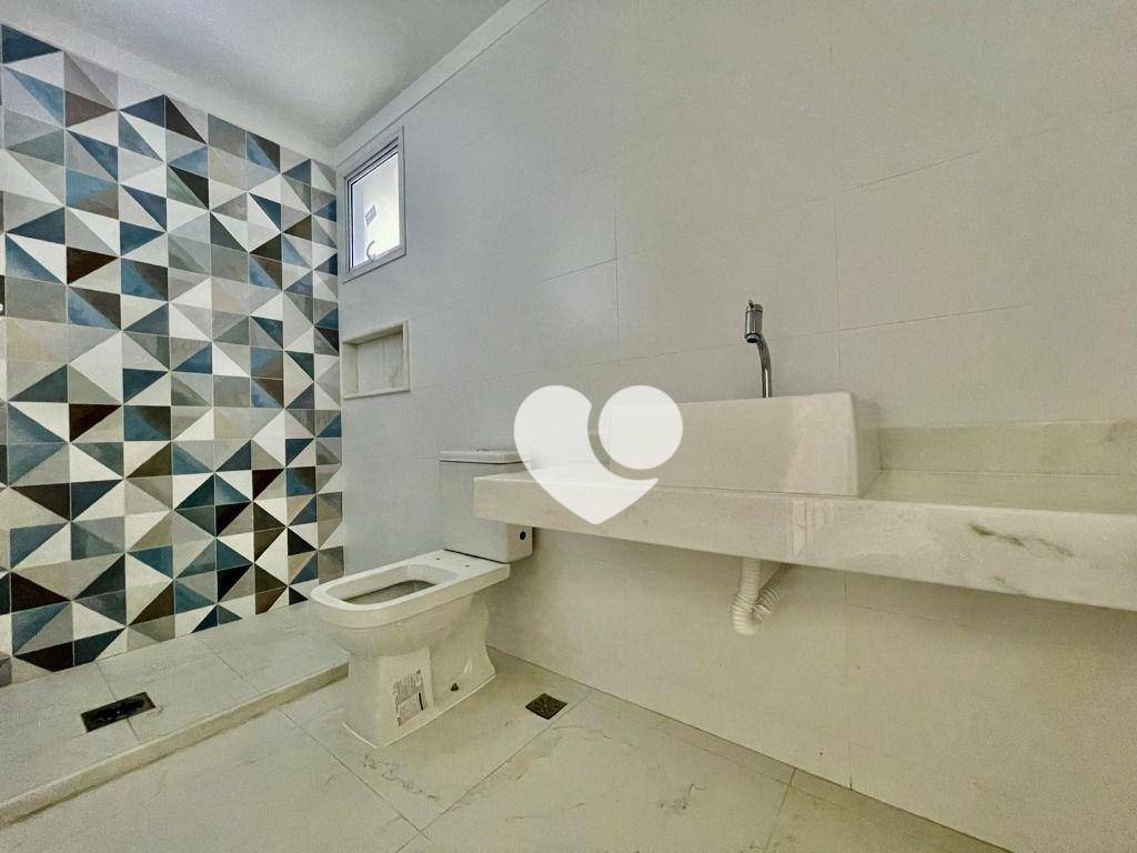 Apartamento à venda com 4 quartos, 215m² - Foto 23