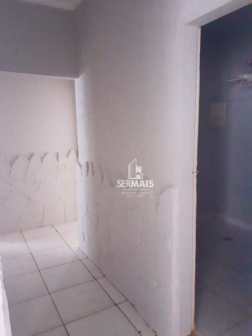 Casa de Condomínio à venda com 4 quartos, 240m² - Foto 11