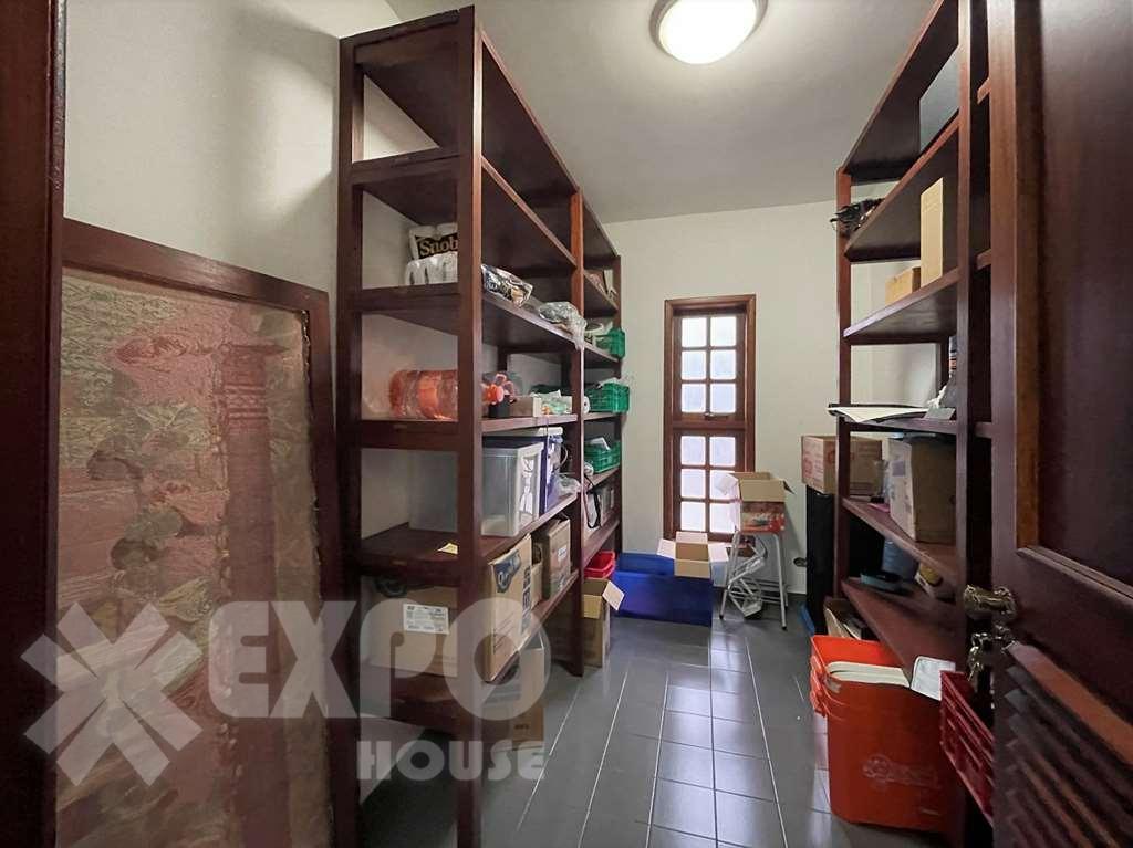 Casa à venda com 4 quartos, 1176m² - Foto 27