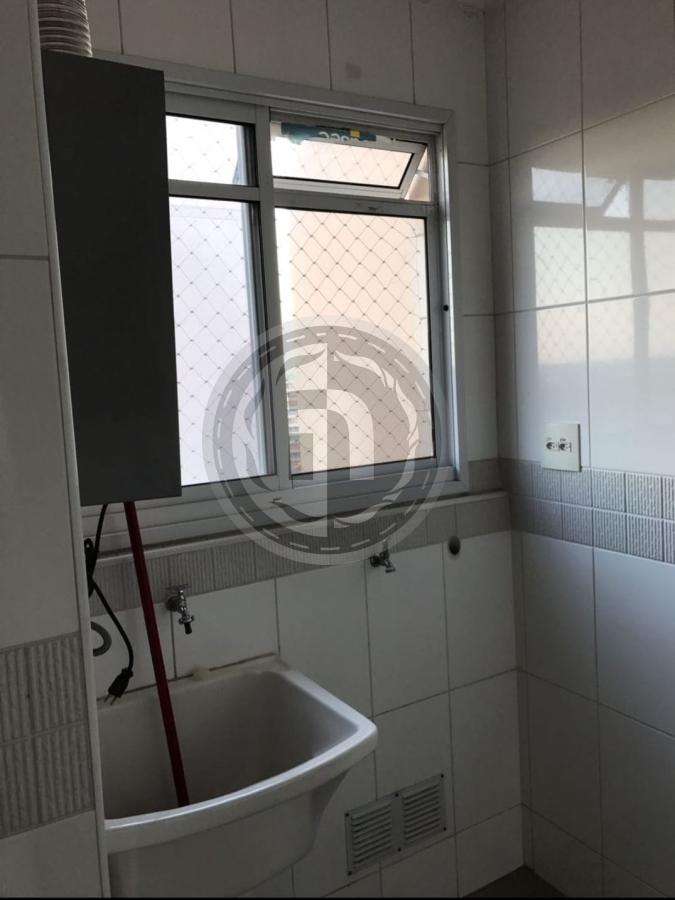 Apartamento à venda com 3 quartos, 97m² - Foto 18