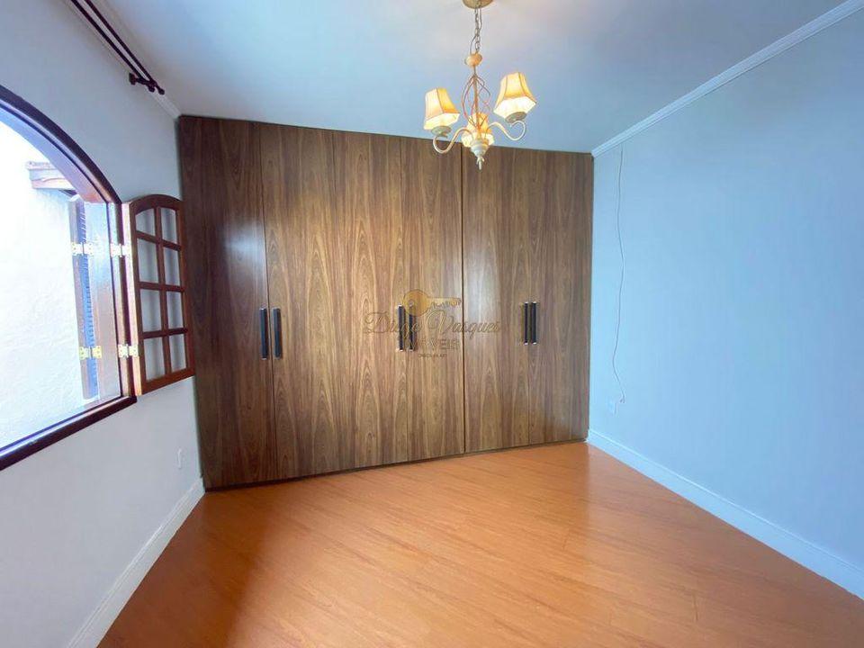 Casa à venda com 3 quartos, 298m² - Foto 15