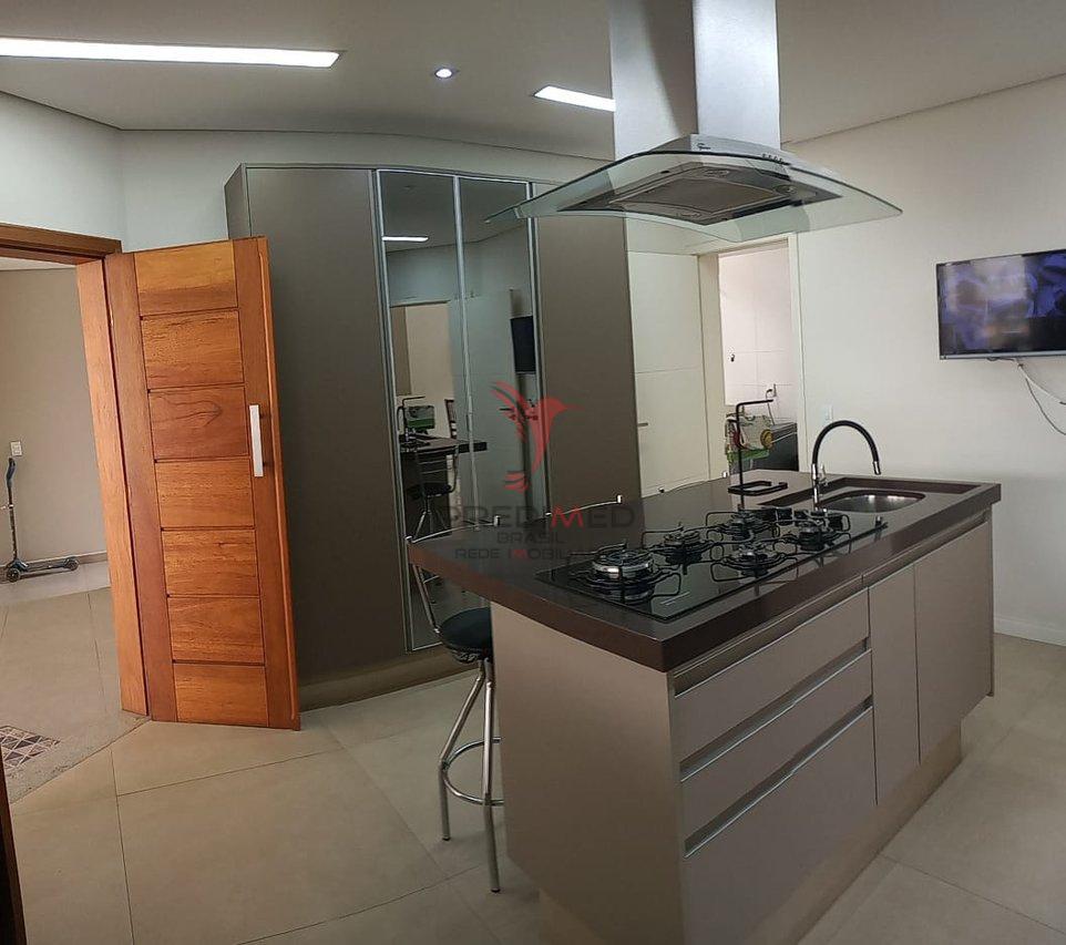 Casa à venda com 3 quartos, 220m² - Foto 5