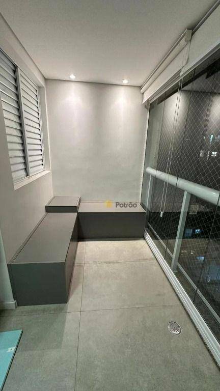 Apartamento à venda com 2 quartos, 79m² - Foto 14