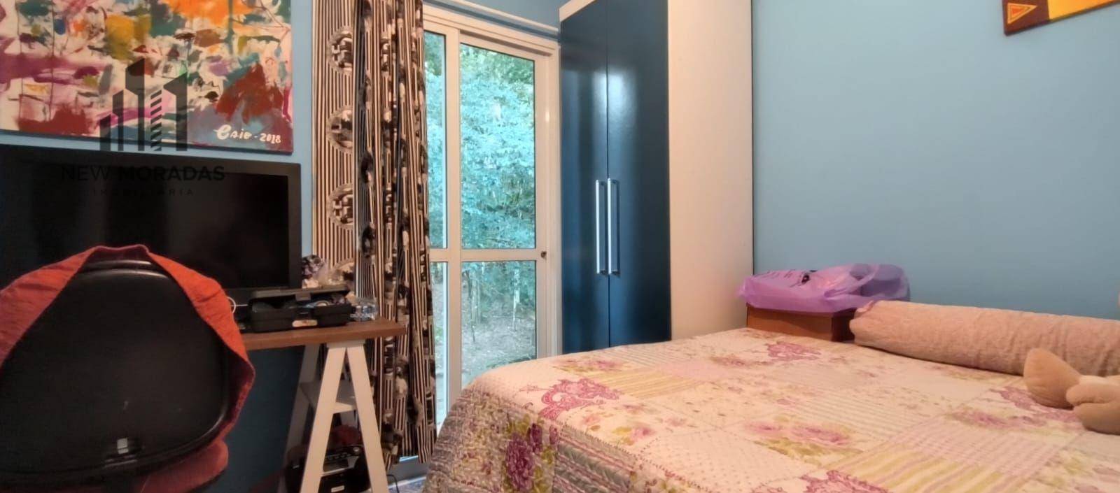 Casa à venda com 3 quartos, 300m² - Foto 10