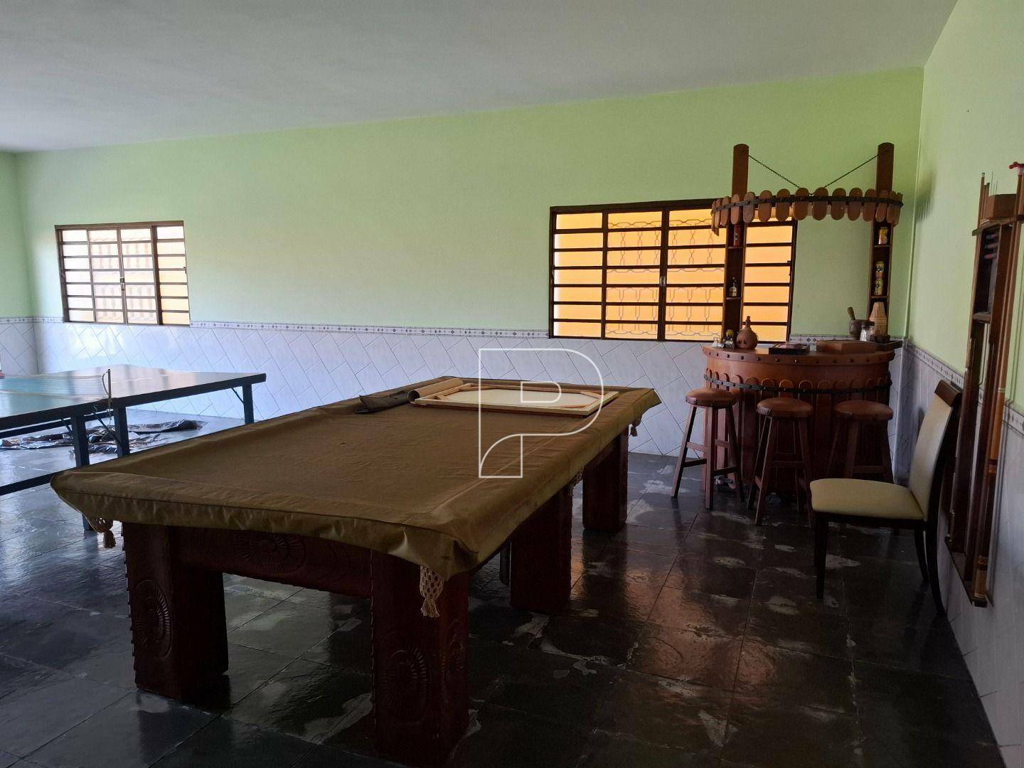 Casa de Condomínio para alugar com 3 quartos, 400m² - Foto 31